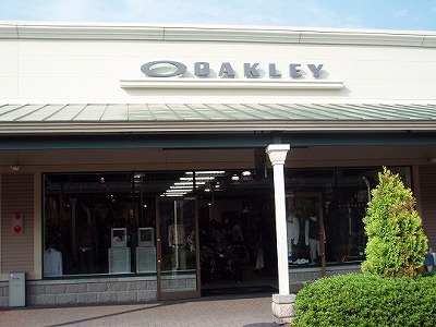 オークリー (OAKLEY)  御殿場プレミアムアウトレット店