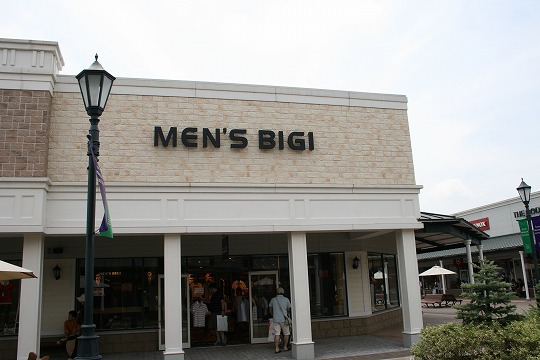 メンズビギ（MEN'S BIGI） 佐野プレミアムアウトレット店